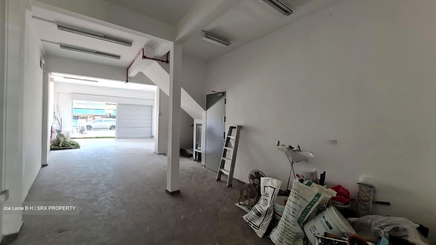 Sims Avenue (D14), Shop House #575673571